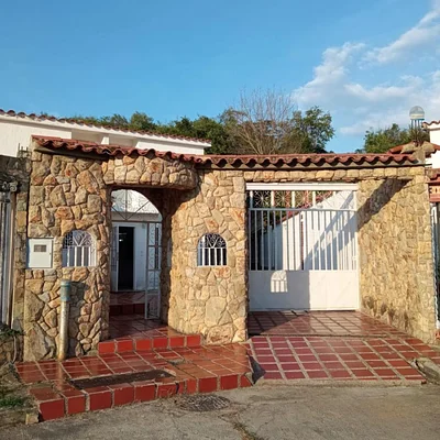 For Sale house in residential development Rubi, Quebrada de Cua, Edo. Miranda. - CAV259865 - Image 2