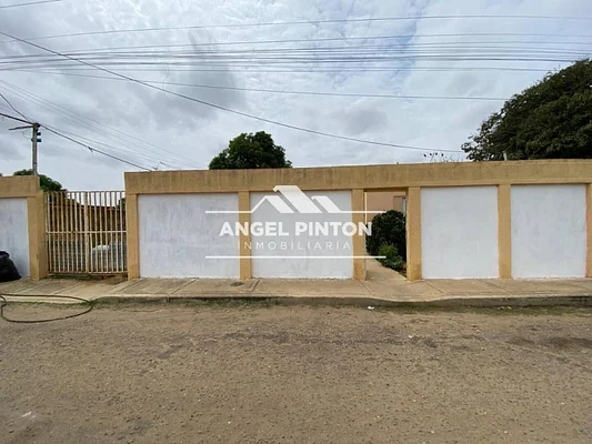 house for sale BARRIO GUAICAIPURO LA CURVA MARACAIBO VENEZUELA API 20015