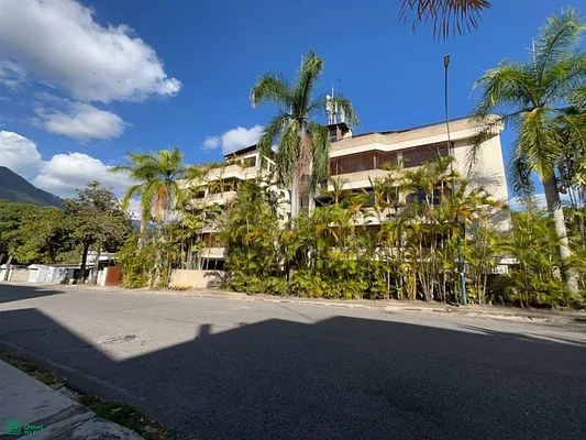 Penthouse for Sale in Miranda Urbanization - Calle Miranda Residencias Cristal, 1073 CCS - 4 beds apartment for sale