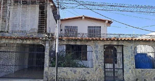 For sale Two-storey Multi-Family House. Urb. Valle Lindo. Turmero - Calle 3 Urbanización Valle Lindo, 2115 Turmero - 5 beds house for sale