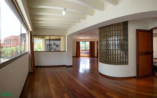 Magnificent Pent-house for sale - Calle Norte con Av. Altamira Country Club Res. Araguaney, 1050 CCS - 5 beds apartment for sale
