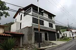 For Sale Large house of 379 Mts² brand new In La Pedregosa Mérida thumbnail 1