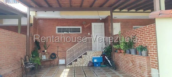 house for sale in San Francisco Guatire tlf