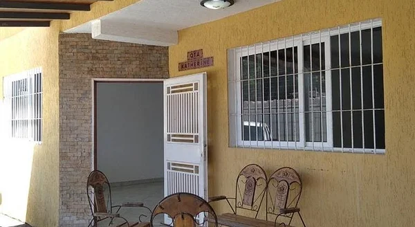Spacious House In Los Robles - Libertad villa Katherine, 6301 Maneiro Municipality - 7 beds house for sale