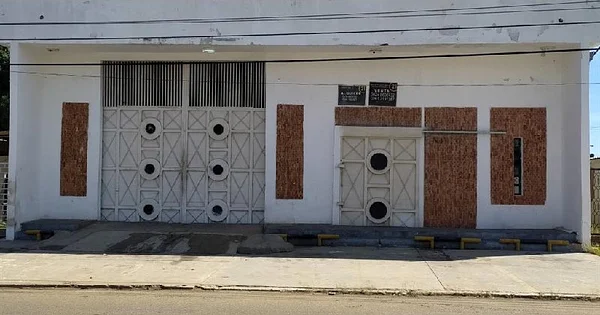 Industrial Warehouse in the west of Maracaibo - Calle 81 , 4002 Maracaibo - Commercial premises for sale - Image 2
