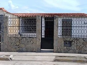 house for sale Located in Urb. Guayabal B. San Joaquín Edo. Carabobo