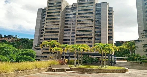 APARTMENT FOR SALE IN ALTO HATILLO: ELEGANCE, SPACIOUSNESS AND COMFORT - 1 Alto Hatillo, 1080 CCS - 6 beds apartment for sale