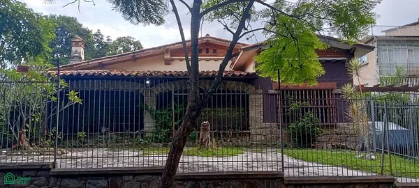 CS - HOUSE FOR SALE TO BE REMODELED. URB. THE FOREST. NEGOTIABLE CHAACAO - El Bosque 1060, 1060 CCS - 5 beds house for sale
