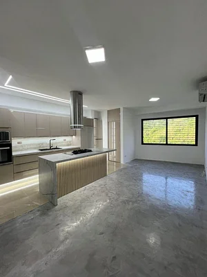 Sale or Rental apartment Urb La Trigaleña Alta, Res. Bahía de Plata