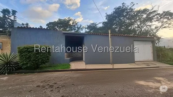 house for sale in Colinas de Guataparo Valencia Carabobo
