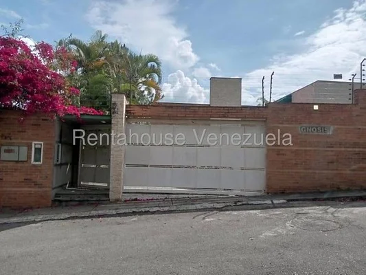 house for sale in La Lagunita Country Club tlf