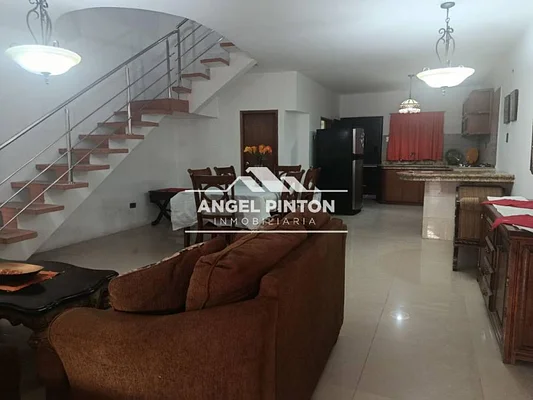 house FOR RENT VILLA URB LAS NACIONES MARACAIBO VENEZUELA API 8729 - CAA268413