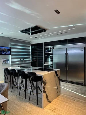 Modern and Luxurious House in Residential Complex Casa Bote B, Lecheria, - av. daniel camejo octavio Casa Bote B, 6016 Lecheria - 4 beds house for sale