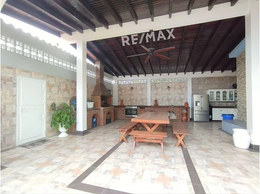 house EQUIPPED WITH swimming pool, SAUNA AND ROOFED CANEY, for sale, IN URB. PALO SANO, NUEVA ESPARTA, ISLA DE MARGARITA, 934.50 MT2, 5 bedrooms AND 8 bathrooms - Inmuebles Margarita - 2 MIL - Image 10