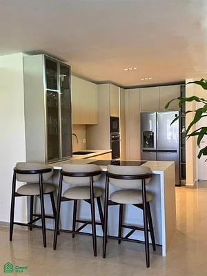 Modern 3 bedroom apartment in Conjunto Residencial Esturion - Av R-17 Esturion, 6023 Lecheria - 3 beds apartment for sale