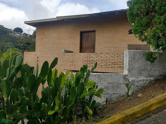 House for sale, there are 2 independent apartments. - Calle Caicaguana Conj. Resd. Soto Bosque, 1083 CCS - 3 beds apartment for sale