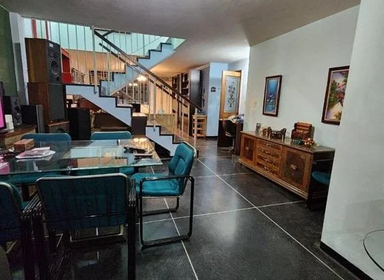 Remodeled apartment for sale La Alameda, Baruta - Calle B, La Alameda Residencias Guayabal, 1080 CCS - 3 beds apartment for sale
