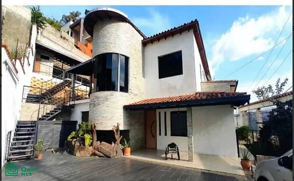 SALE CASA QUINTA URB. LOS ROBLES, LA UNION, EL HATILLO, ZT - Urbanizacion Los Robles El Hatillo Quinta Ana Maria, 1083 CCS - 4 beds house for sale