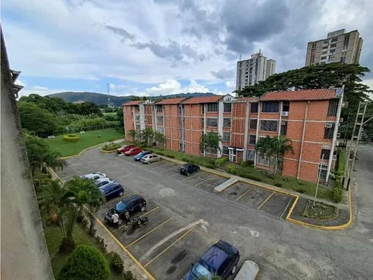apartment for sale on Av. Bolivar, Naguanagua. Valencia. 9551911 ONLY CLIENTS