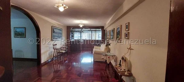 Nice and Spacious apartment for sale San Antonio de Los Altos 23-16616
