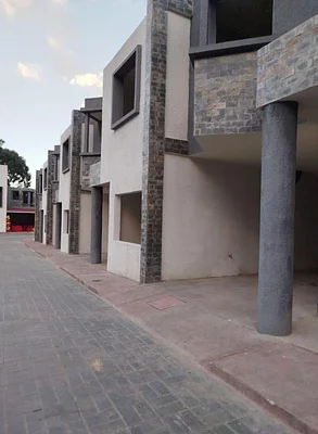 for sale beautiful Townhouse in Villa Casupo Primary Sale Financing up to 12 months - APV256902