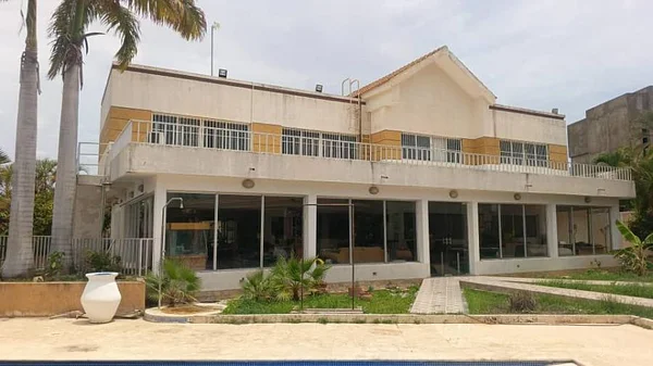 EXCLUSIVE VILLA for sale