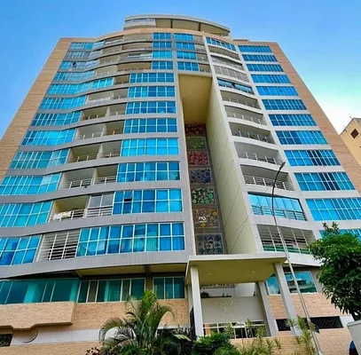 JOHANA LAZARO SELLS apartment MODERN apartment IN RES SEVILLA REAL SABANA LARGA **DIRECT CLIENTS**