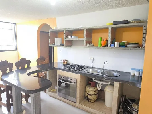 apartment for sale IN THE PARAPARAL BUENAVENTURA AREA