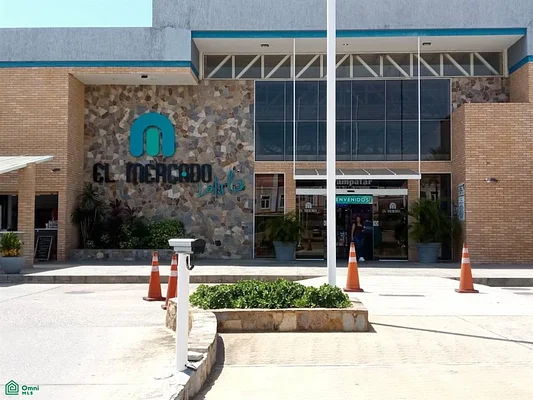Commercial Premises for sale in C.C. Mercado La Isla ,Porlamar - AV LLANO ADENTRO L 183 MERCADO LA ISLA, 6301 Porlamar - Commercial premises for sale