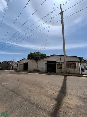 Industrial Warehouse of 532 m2 for sale near Calle 100 Sabaneta Maracaibo - Calle 100 Santa Clara Norte Parroquia Cecilio Aco Galpón de 532 m2 en Saba, 4001 Maracaibo - Commercial premises for sale