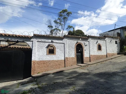 House for sale at km14 of Junquito Libertador - El junquito km 14 Quinta Monte Alto, 1030 CCS - 8 beds house for sale