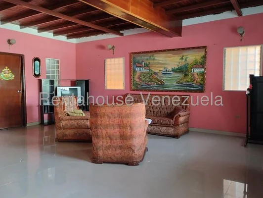 house for sale in Coro MLS #25-16987 OP - CAV268542 - Image 1