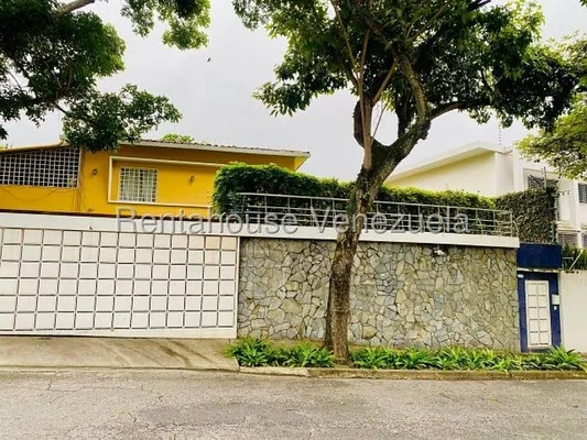 house for sale in La Floresta tlf