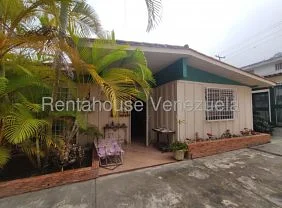 Beautiful and cozy house for sale Colinas de Carrizal, Altos Miranda - Image 3