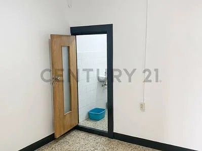 Office for rent in Los Chaguaramos, Libertador, Caracas, Distrito Capital - Image 59