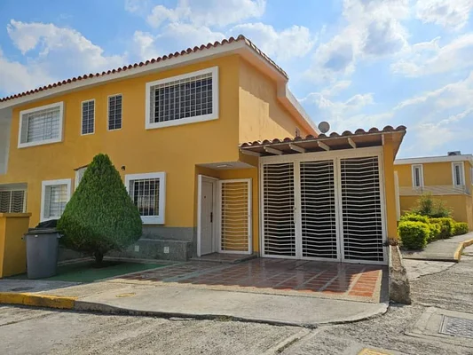 Sale of house in Urb. Vista Dorada