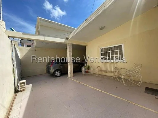 house for sale in Punto Fijo - Urb. Casacoima MLS 23-30030 - CAV196415 - Image 6