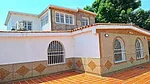 For Sale house 2 levels in Urb Los Apamates, Guacara thumbnail 3
