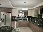 townhouse FOR SALE AV FUERZAS ARMADAS MARACAIBO VENEZUELA API 8779 thumbnail 1