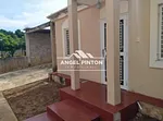 CLOSED VILLA FOR SALE AV INTERCOMUNAL SANTA RITA VENEZUELA API 8521 thumbnail 1