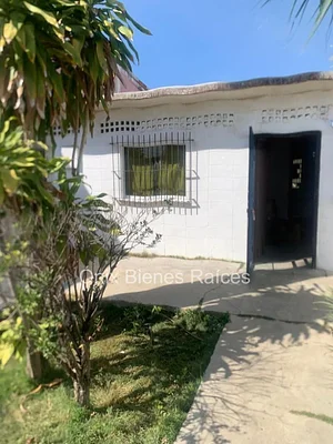 house for sale Urb. Fundación Mendoza