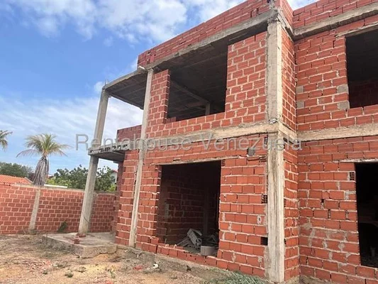 townhouse for sale in La Lagunita Judibana MLS #25-22468 OP - CAV267103