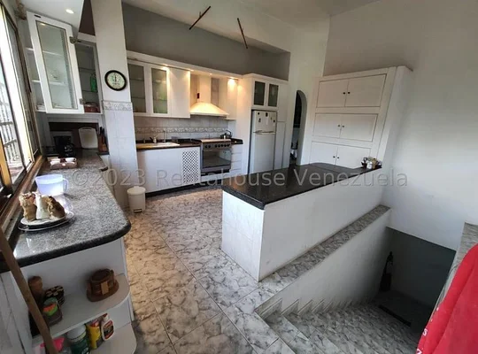 KC. Beautiful villa for sale San Antonio de los Altos La Morita