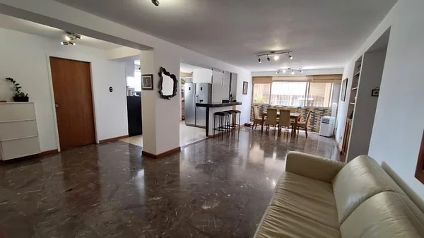 Alicia Castillo sells in Terrazas del Club Hipico