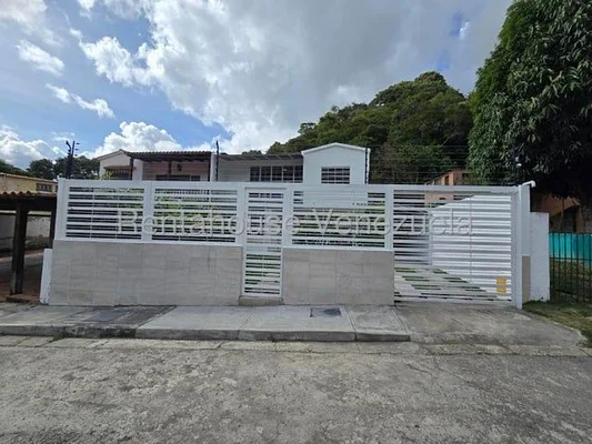 house for sale el cafetal tlf