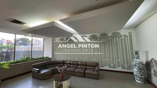 LUXURIOUS apartment for sale FOR THE HOME OF YOUR DREAMS ON AV. 5 DE JULIO MARACAIBO API 8235 - Image 4