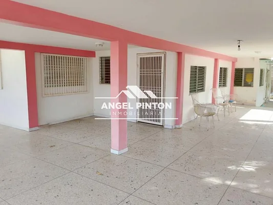 townhouse FOR SALE LOS ROSALES MARACAIBO