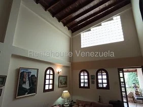 Selling house Colinas de Carrizal 5 bedrooms remodeled with garden. Remodeled - Image 5