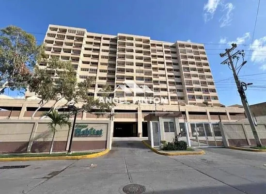 apartment FOR SALE AV EL MILAGRO MARACAIBO VENEZUELA API 8392 - Image 6
