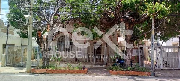 apartment FOR SALE CECILIO ACOSTA MARACAIBO - Image 2